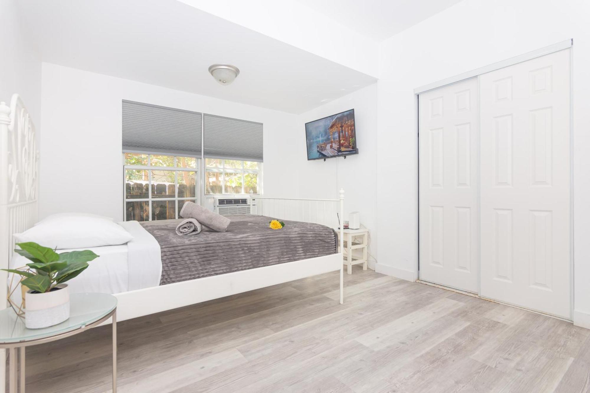 1 Bedroom Apartment - Midtown Маями Екстериор снимка