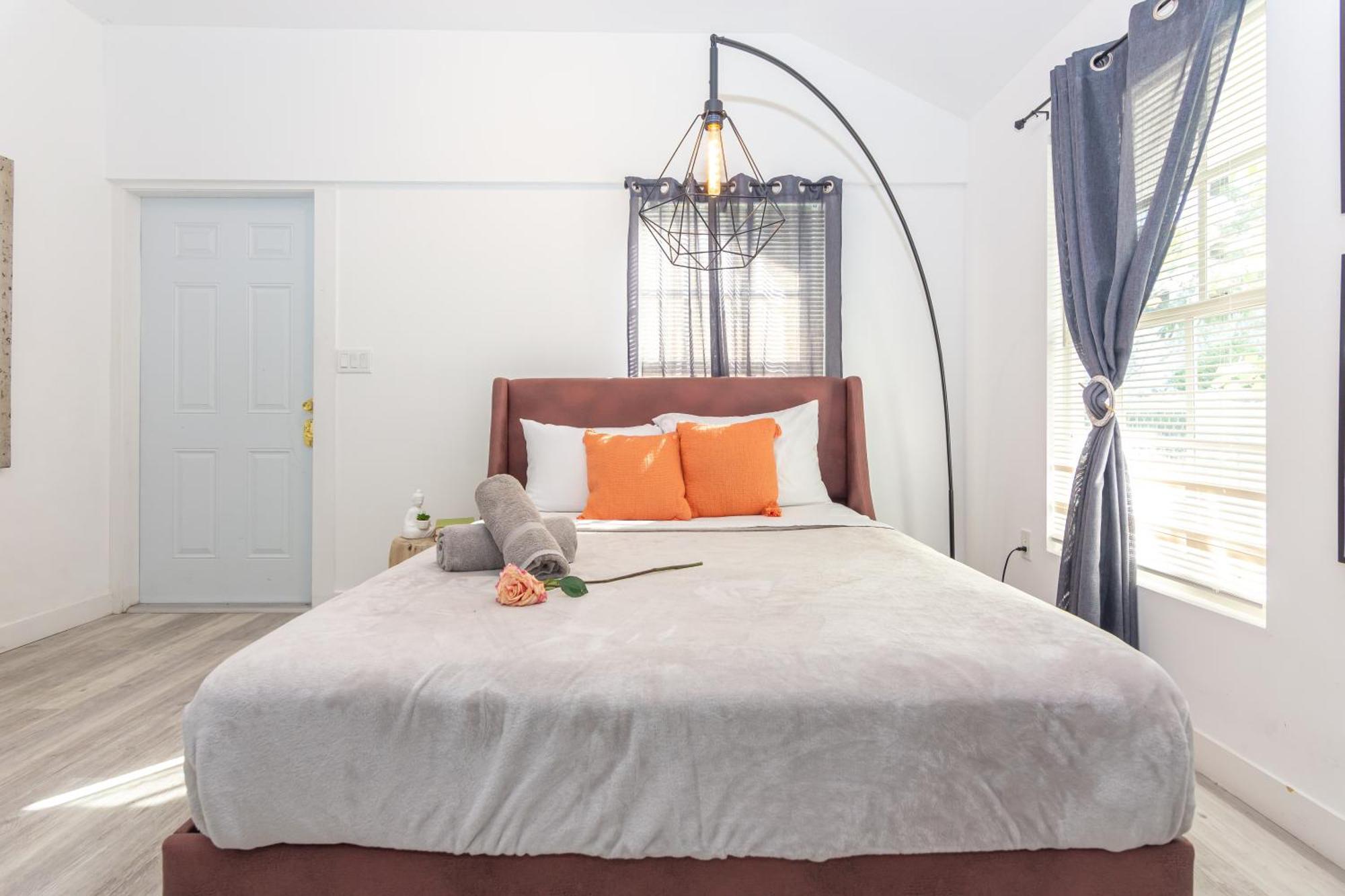 1 Bedroom Apartment - Midtown Маями Екстериор снимка