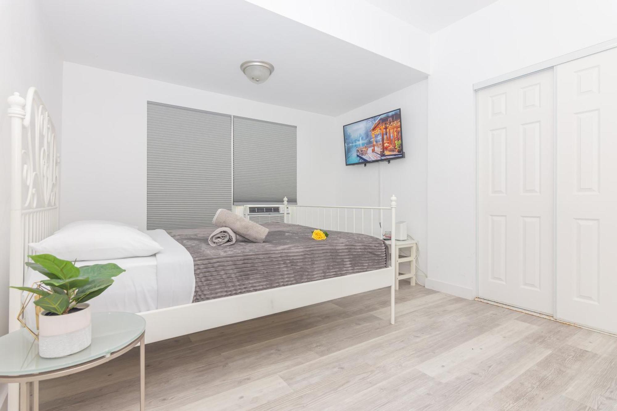 1 Bedroom Apartment - Midtown Маями Екстериор снимка