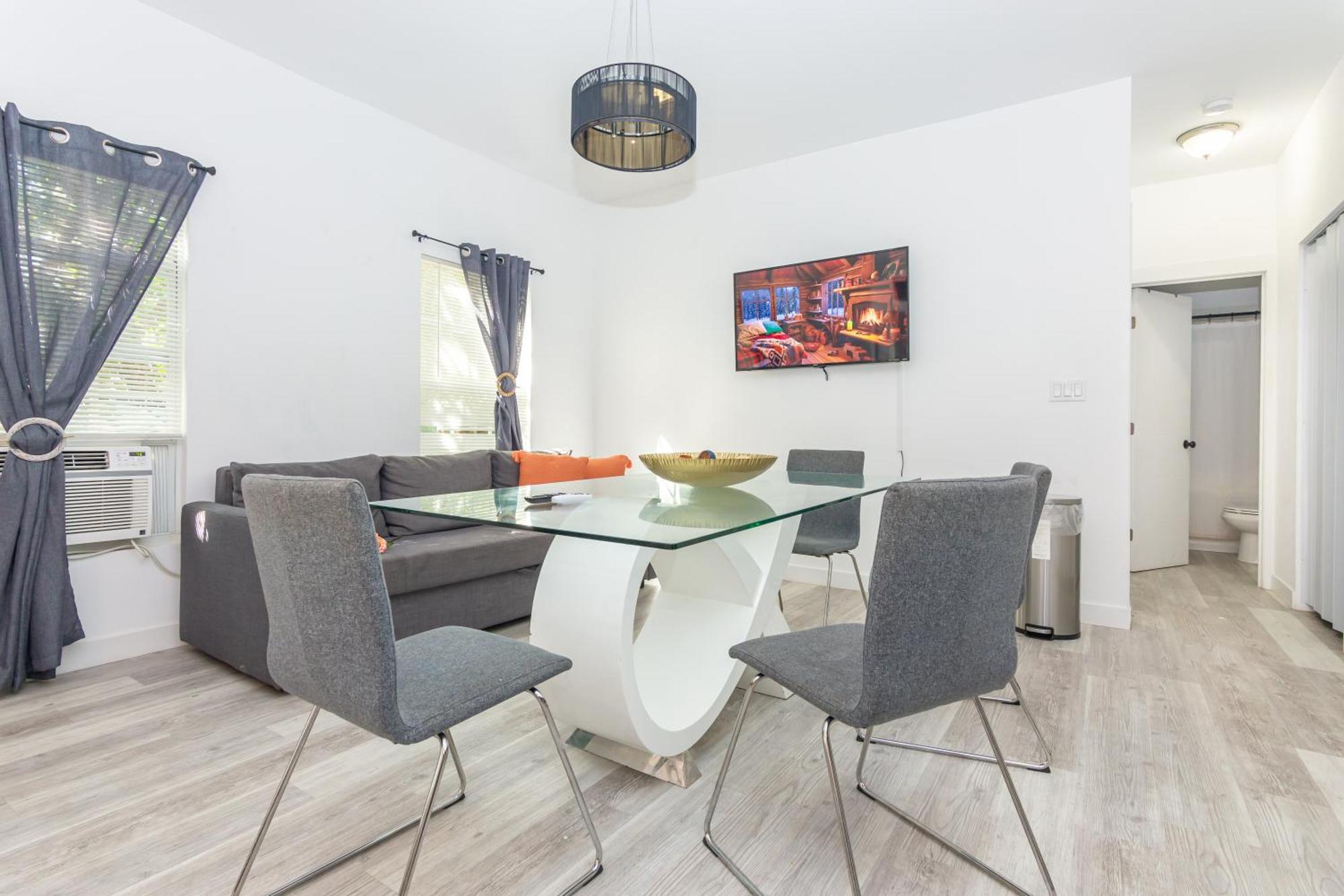 1 Bedroom Apartment - Midtown Маями Екстериор снимка